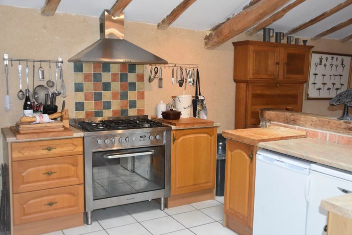 Image No.4-4 Bed House for sale