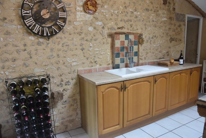 Image No.8-4 Bed House for sale