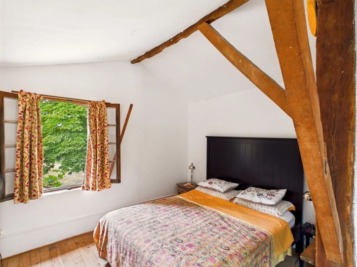 Image No.15-5 Bed Farmhouse for sale