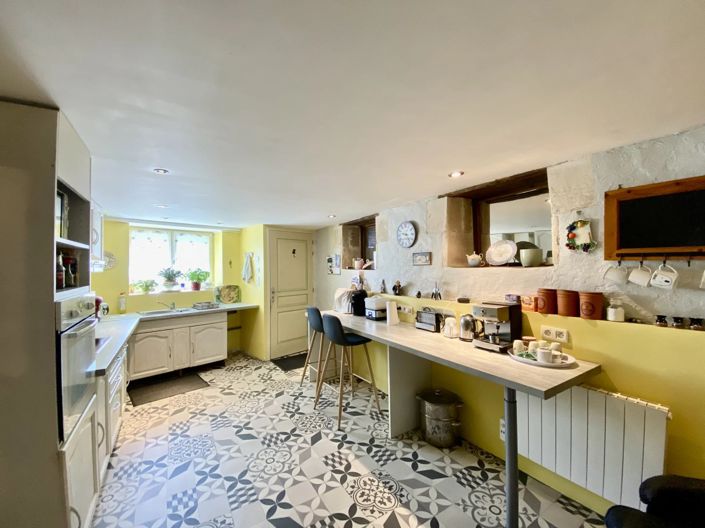 Image No.6-3 Bed House for sale