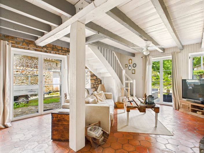 Image No.3-4 Bed House for sale