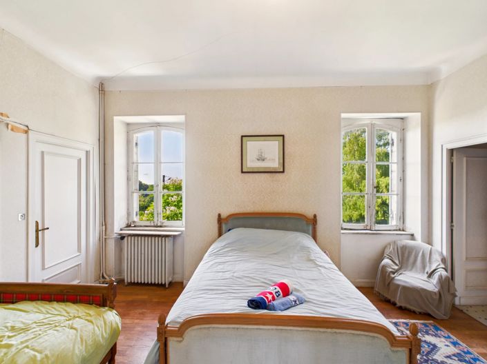 Image No.10-7 Bed House for sale