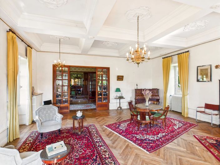 Image No.5-7 Bed House for sale