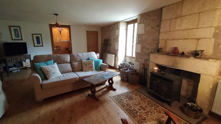 Image No.4-Maison de village de 3 chambres à vendre à Hautefaye