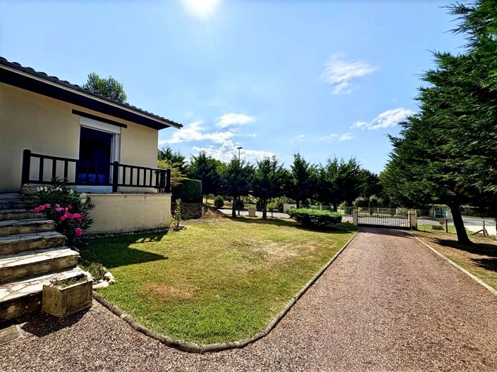 Image No.1-4 Bed Village House for sale
