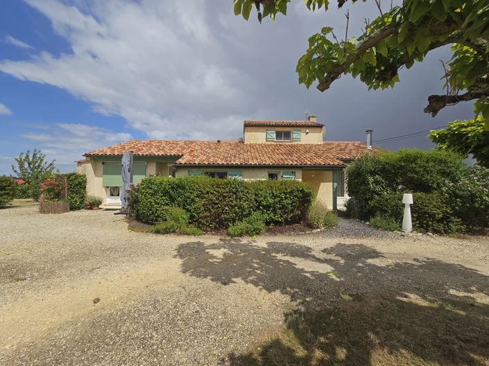 Image No.1-3 Bed House for sale