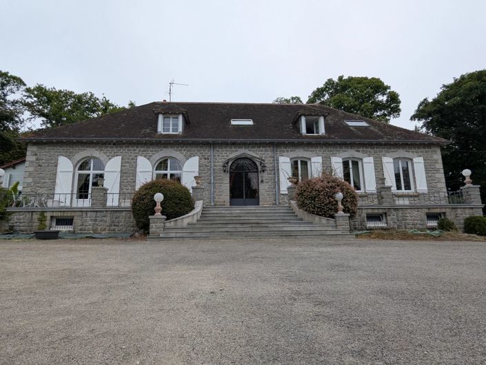 Image No.1-5 Bed Village House for sale