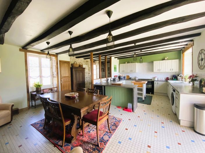 Image No.3-3 Bed House for sale