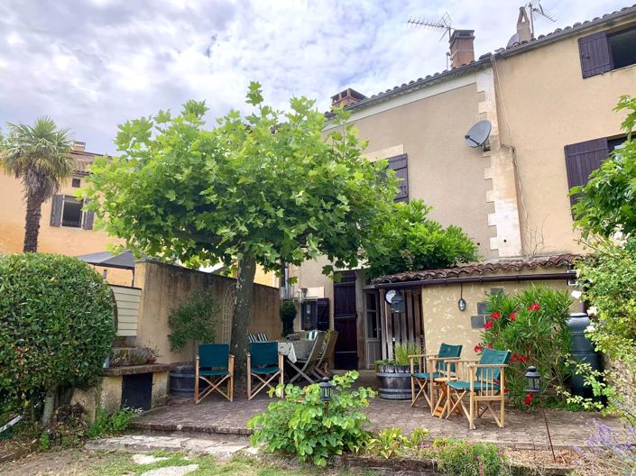 Image No.1-4 Bed Village House for sale