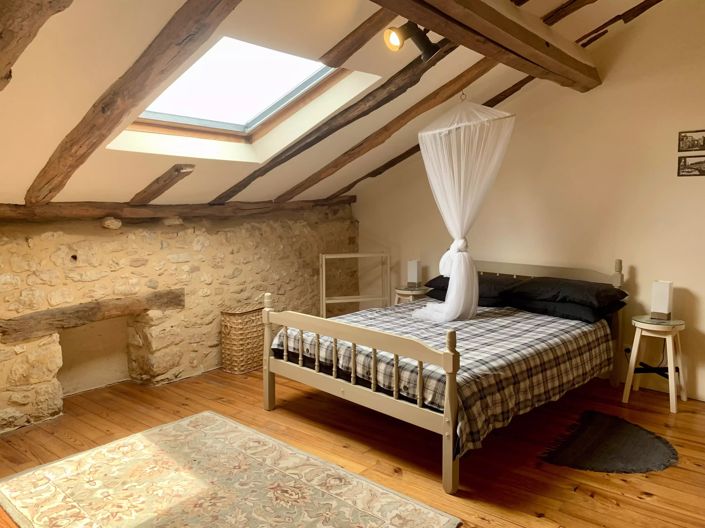 Image No.9-4 Bed Village House for sale