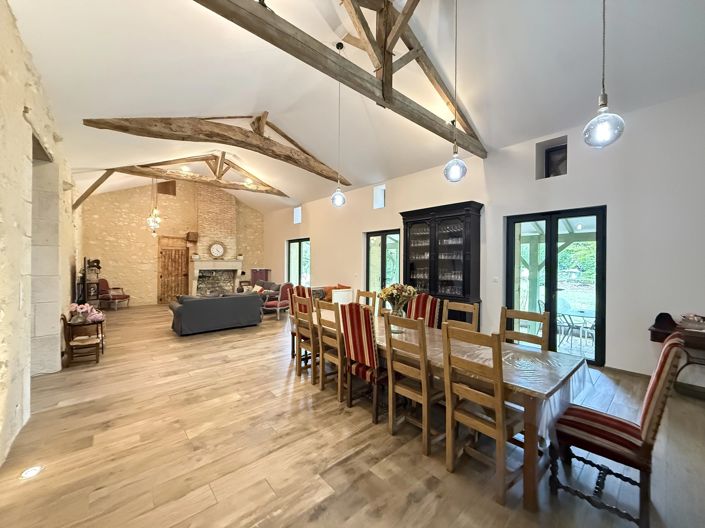 Image No.5-5 Bed House for sale