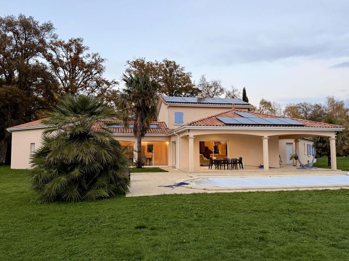 Image No.1-3 Bed House for sale