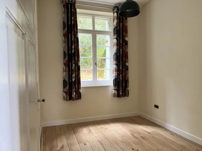 Image No.10-4 Bed House for sale