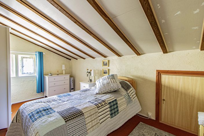 Image No.13-4 Bed House for sale