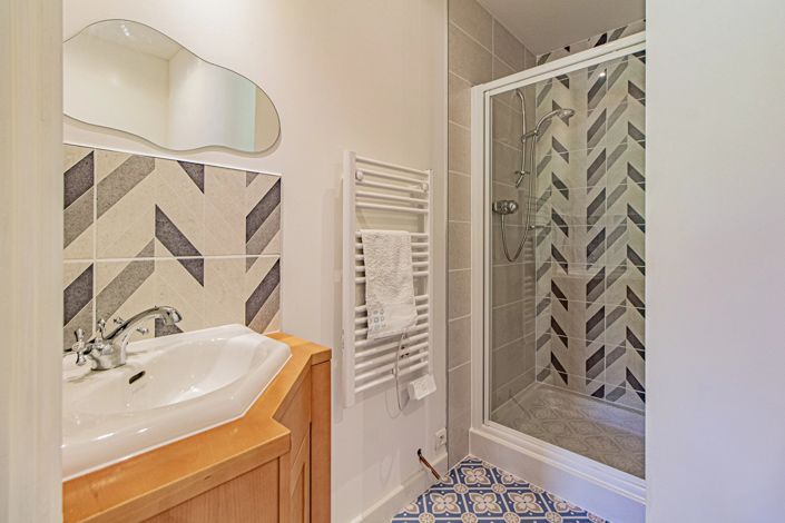 Image No.13-4 Bed House for sale