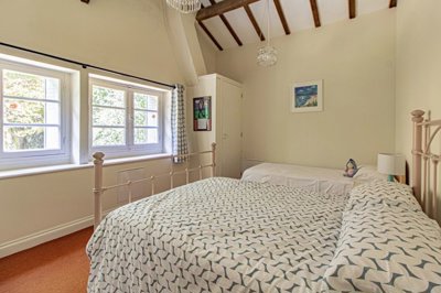 42d0f53fbd20b9400b732d517b398f7631eac8d2ad300