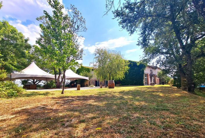 Image No.6-5 Bed House for sale