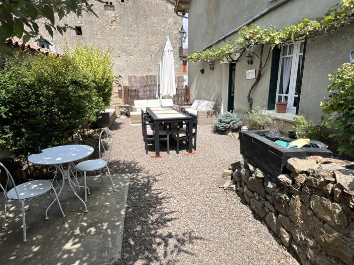 Image No.1-3 Bed House for sale