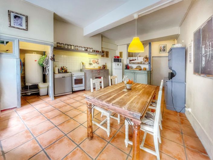 Image No.1-3 Bed House for sale