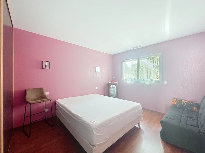 Image No.7-3 Bed House for sale