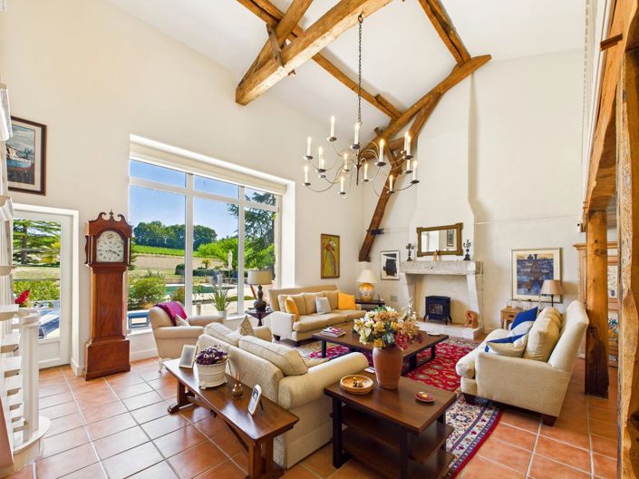 Image No.3-5 Bed House for sale