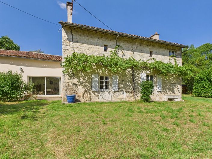 Image No.1-3 Bed House for sale