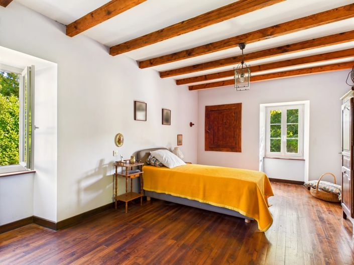 Image No.3-3 Bed House for sale