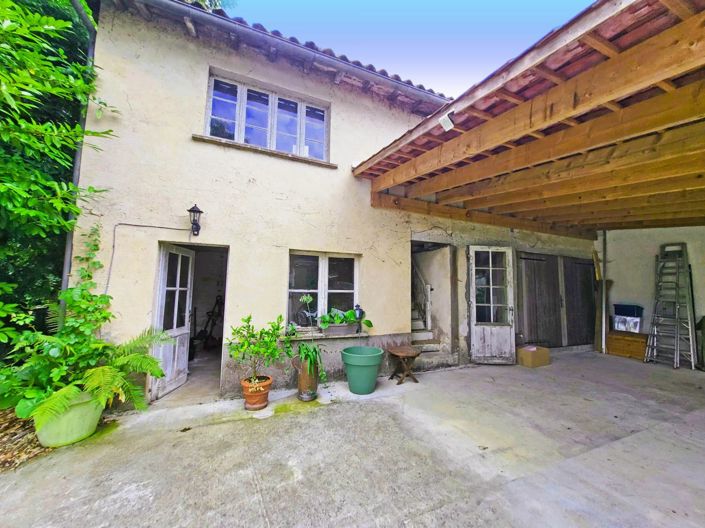 Image No.9-6 Bed House for sale