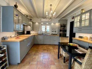 d2a6b49beabbb90bb32b60cdfe74466a7cf1412355192