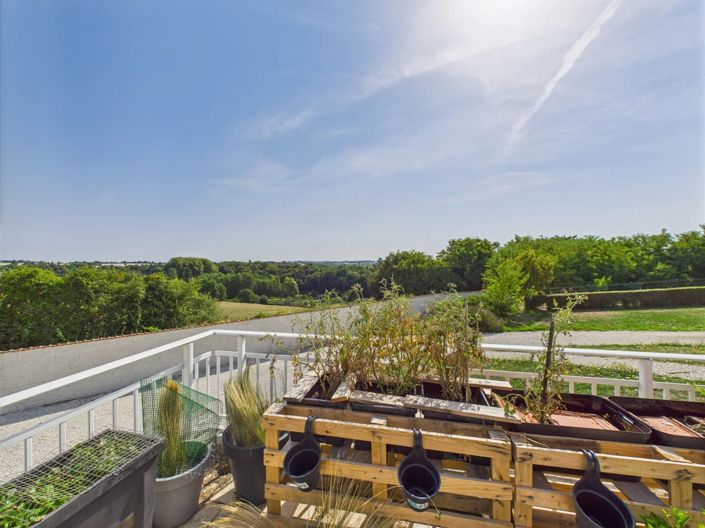 Image No.12-3 Bed House for sale