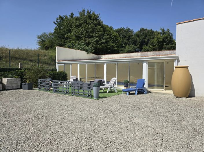 Image No.13-3 Bed House for sale