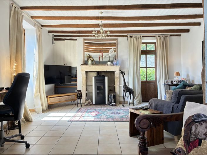 Image No.6-Maison de village de 3 chambres à vendre à Pindray