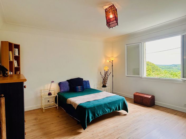 Image No.5-3 Bed House for sale