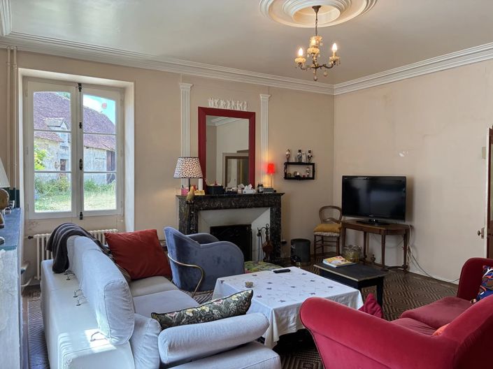 Image No.5-Maison de 7 chambres à vendre à Clion