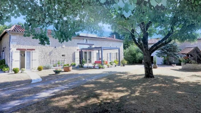 Image No.1-3 Bed House for sale