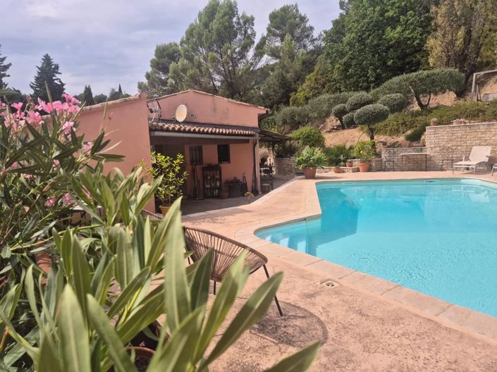 Image No.10-2 Bed House for sale