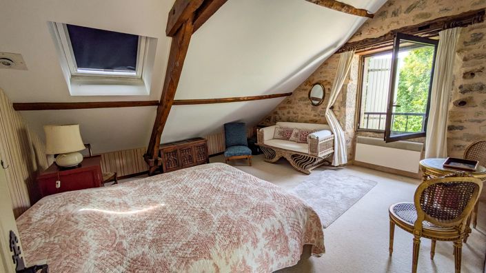 Image No.11-6 Bed House for sale