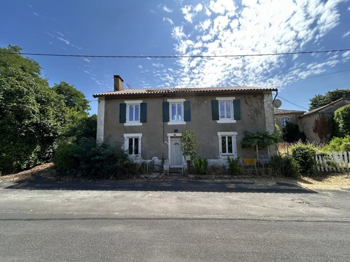 Image No.1-3 Bed Village House for sale