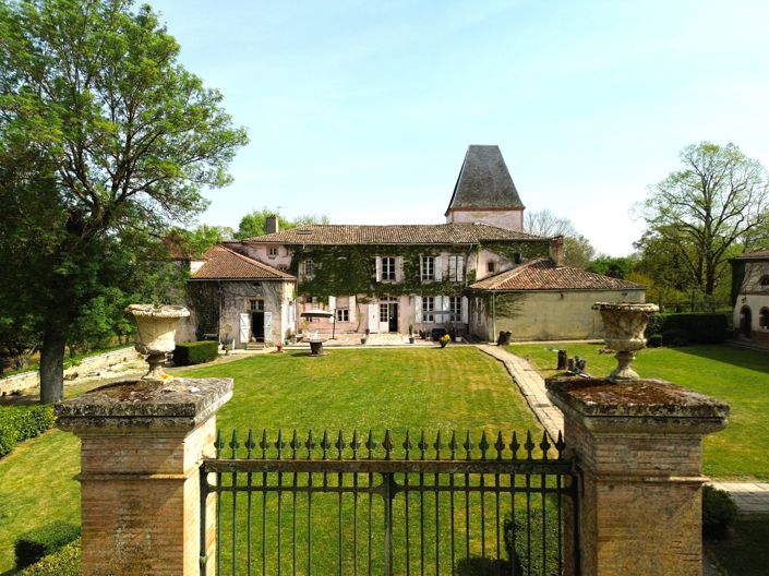 Image No.3-11 Bed House for sale