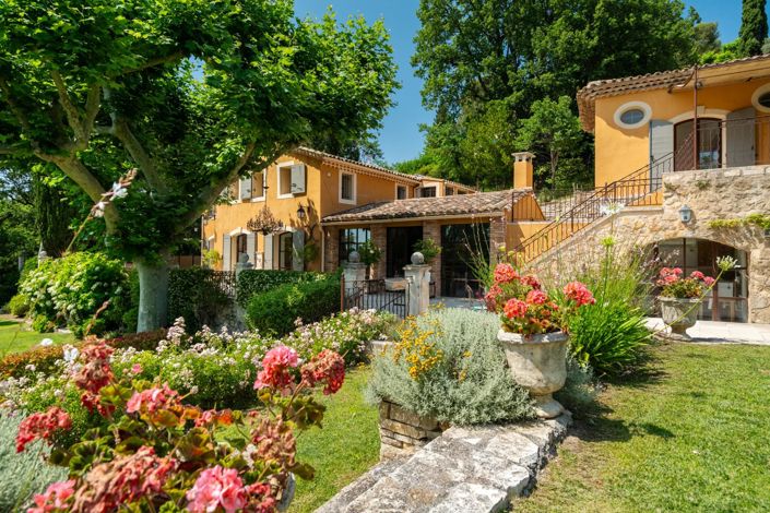 Image No.1-6 Bed House for sale