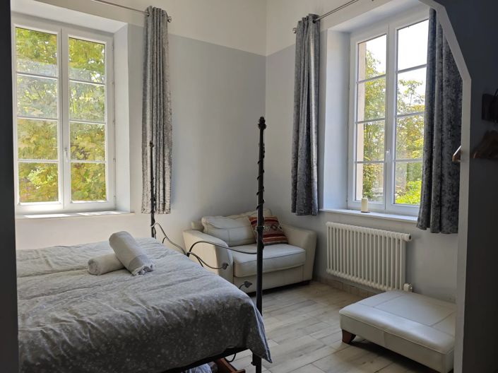 Image No.12-5 Bed House for sale