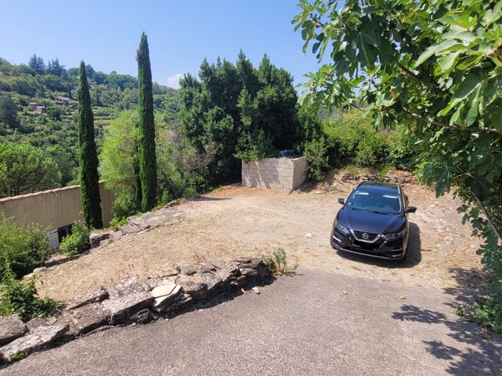 Image No.11-3 Bed House for sale