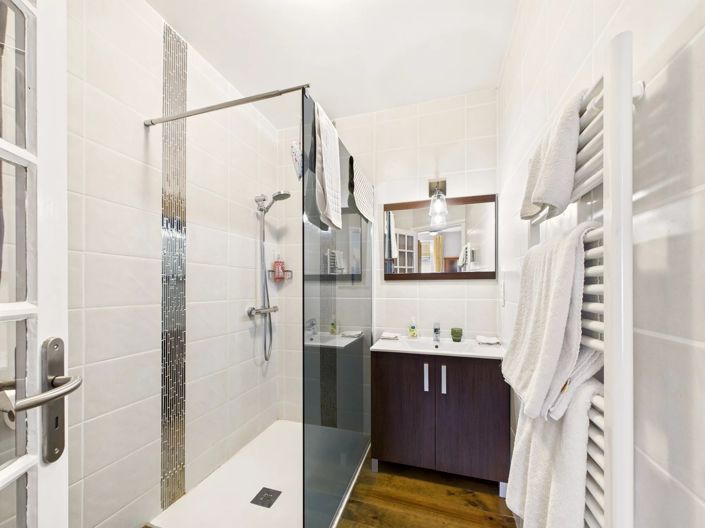 Image No.13-5 Bed Village House for sale