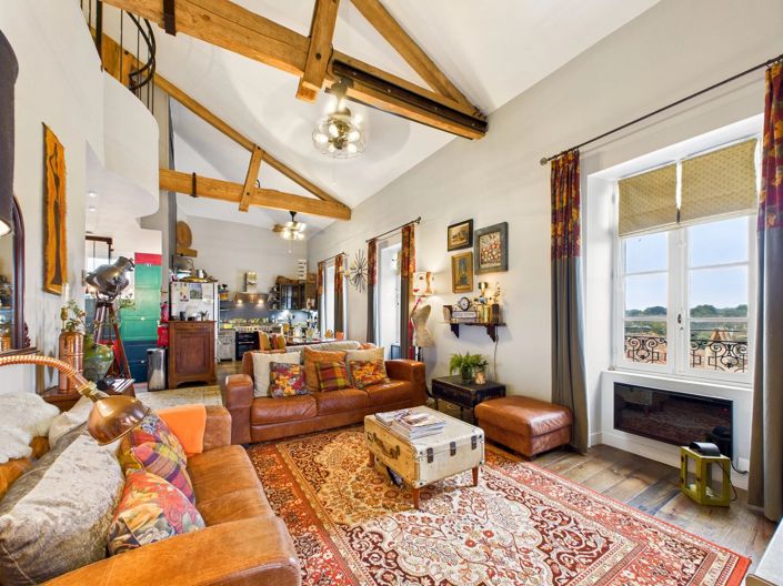 Image No.15-5 Bed Village House for sale