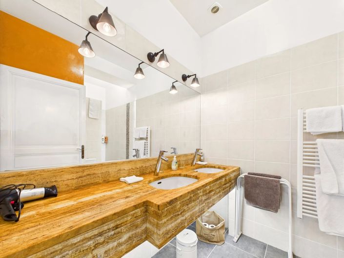 Image No.5-5 Bed Village House for sale