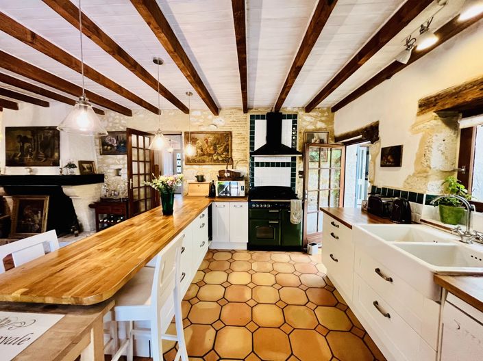 Image No.3-5 Bed House for sale