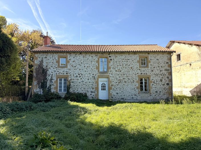 Image No.15-Ferme de 3 chambres à vendre à Confolens