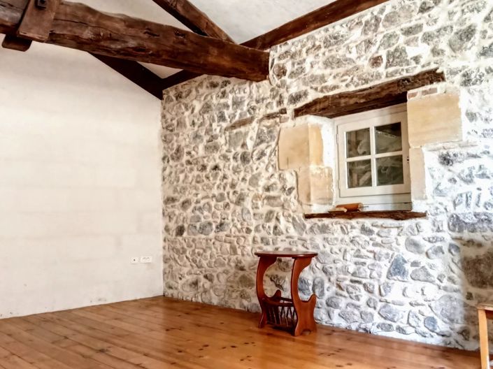 Image No.6-Ferme de 3 chambres à vendre à Confolens