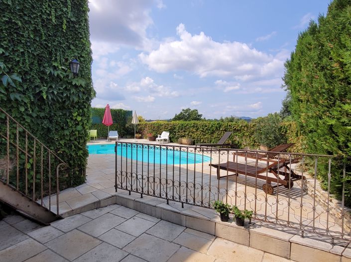 Image No.6-3 Bed House for sale