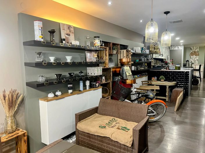 Image No.9-2 Bed House for sale